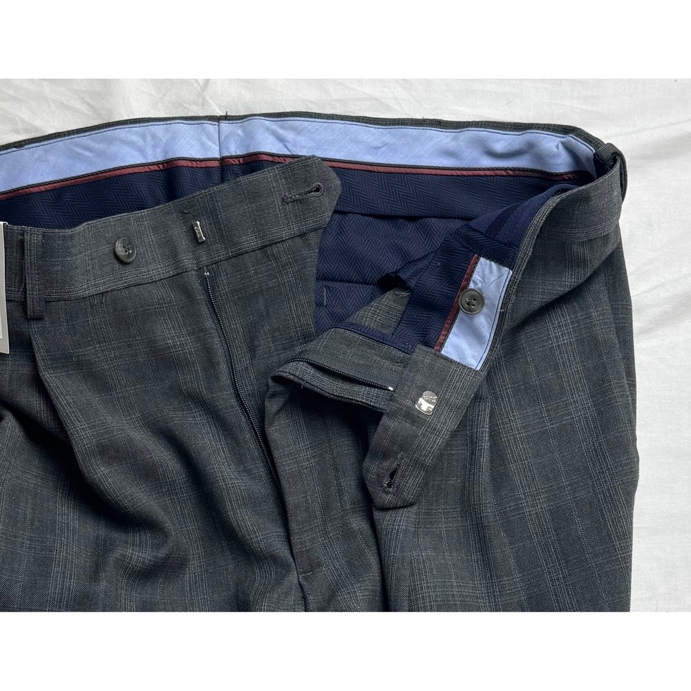 Roundtree & Yorke Mens 36x29 Charcoal Gray Check Plaid Pleated Dress Pants - Picture 4 of 16